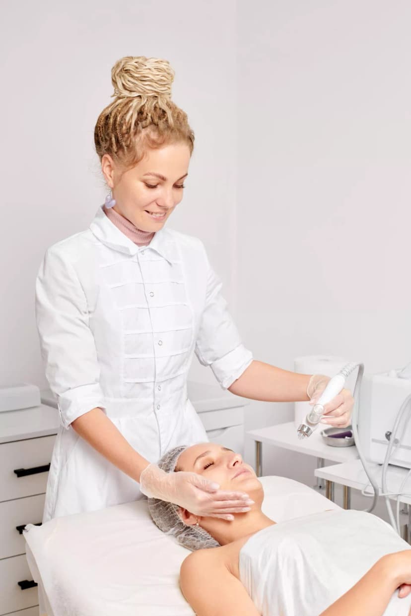 نمونه کار اکسیژن تراپی | Oxygen Facial - فیشیال و پاکسازی پوست شماره 2 در سالن تخصصی تهران
