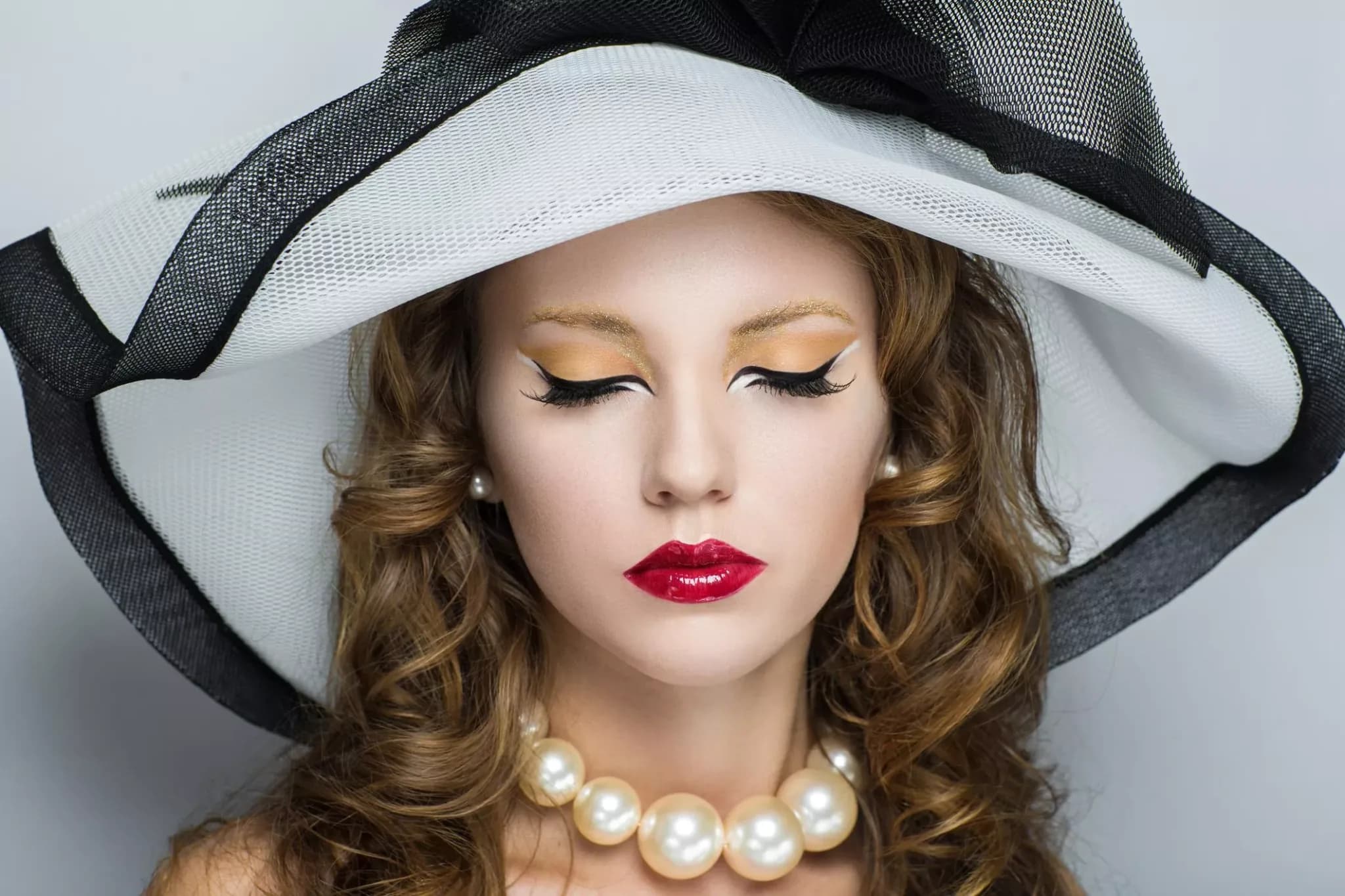 نمونه کار گریم VIP در سالن زیبایی لوکس لاین