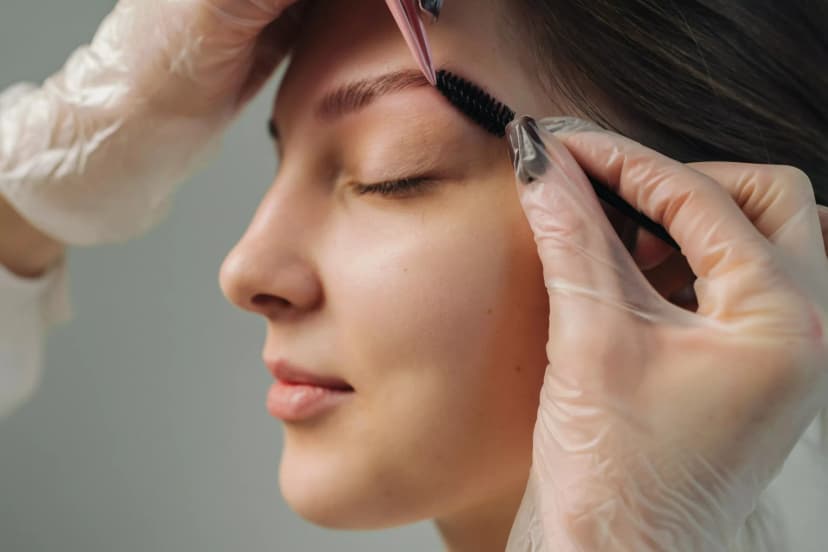 نمونه کار میکروبلیدینگ ابرو | Microblading - خدمات مژه و ابرو شماره 2 در سالن تخصصی تهران