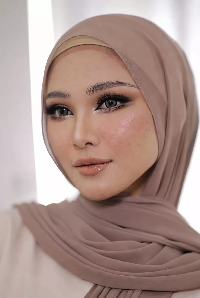 نمونه کار میکاپ گلام | Glam Makeup - میکاپ حرفهای شماره 3 در سالن تخصصی تهران